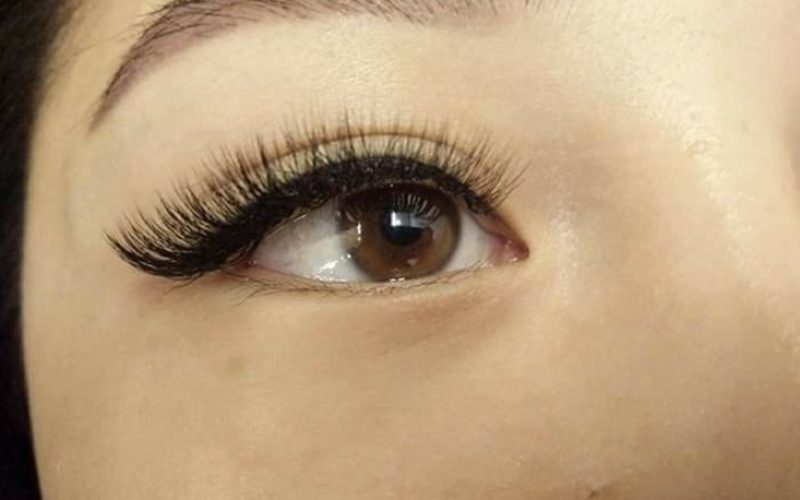 Here’s Why Having Long Eyelashes Is A Beauty Standard