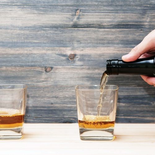 5 Common Challenges While Running a Small bar Business